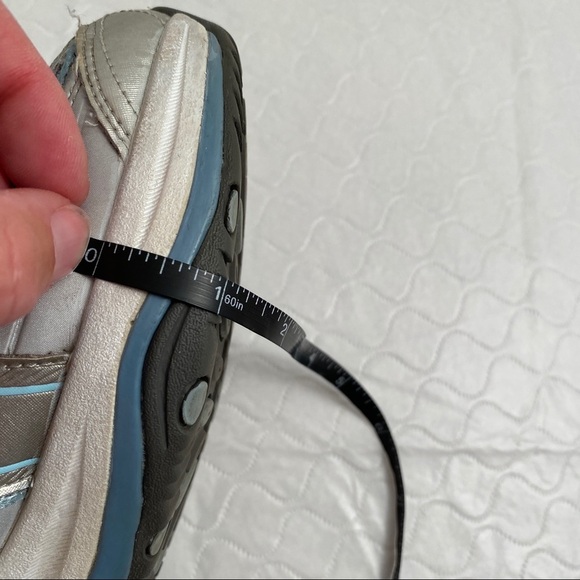 Skechers Shape-Ups silver gray and blue fitness sneakers 9.5 - Picture 10 of 10